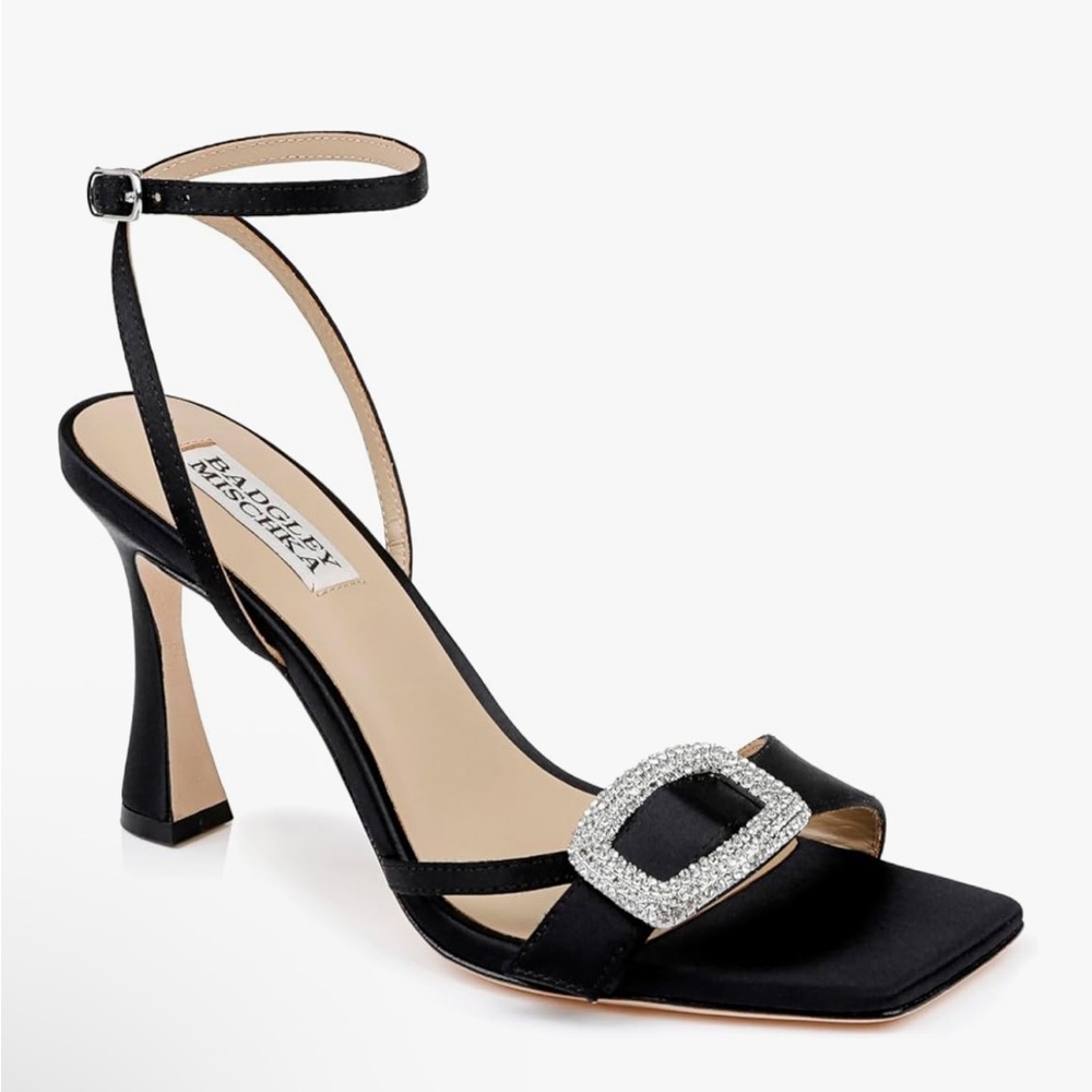 New! Badgley Mischka Black Satin Heels